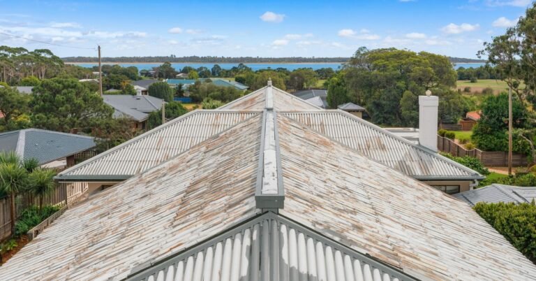roof painting Shoalhaven guide